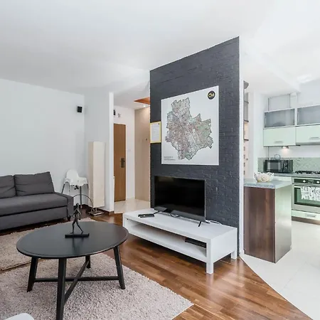 Chill Kabaty Family Hotel Varšava