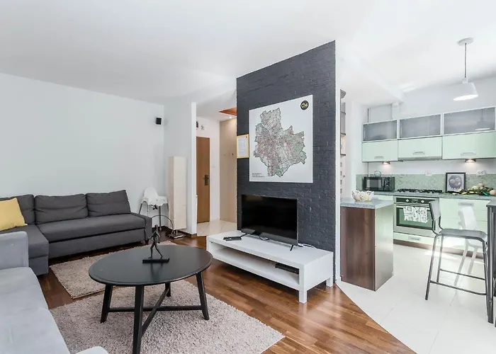 Chill Kabaty Family Hotel Warsaw