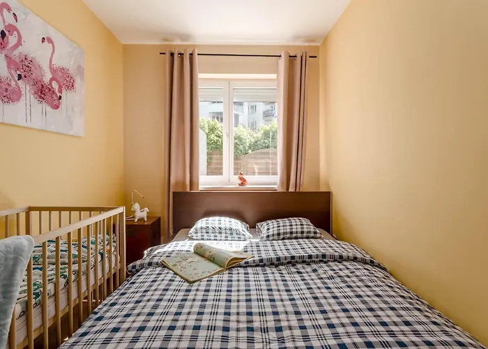 Chill Kabaty Family Hotel Warsaw